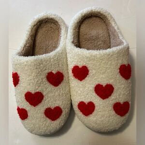 Heart Patterned Bedroom Slippers 42-43